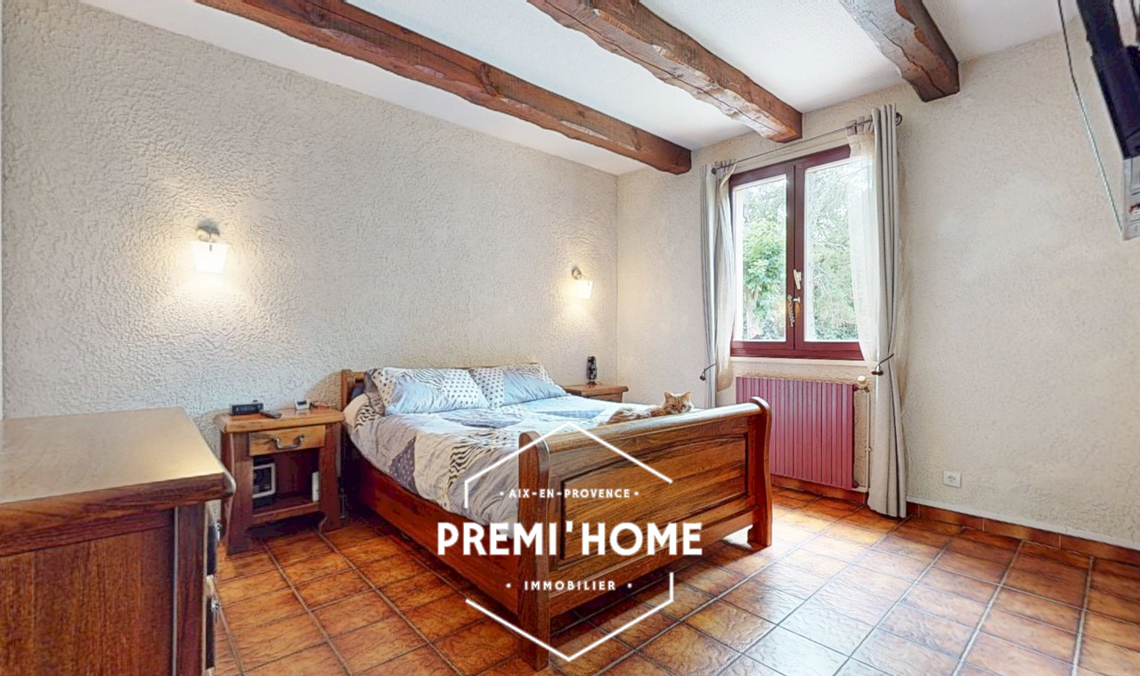 Rians, charmante villa avec beaucoup de potentiel au coeur de - Premi'home Agence immobilière Aix En Provence