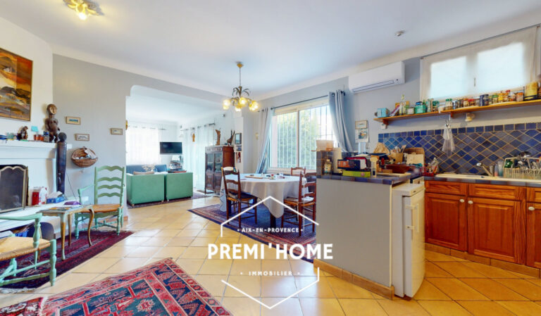 A VENDRE T5 110M2 QUARTIER FACULTES AIX EN PROVENCE - Premi'home Agence immobilière Aix En Provence