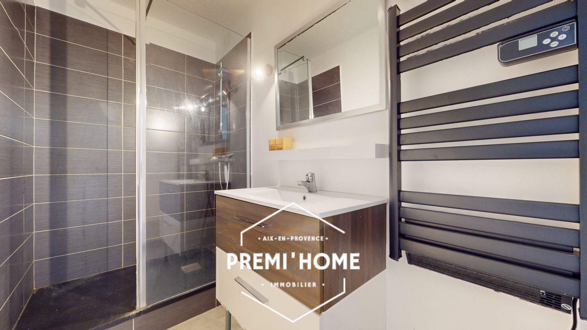 A VENDRE T2 AVEC TERRASSE DE 28M2 AIX SUD A VENDRE - Premi'home Agence immobilière Aix En Provence