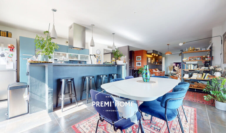 A VENDRE T3 EN DERNIER ETAGE VIEILLE CHAPELLE MARSEILLE - Premi'home Agence immobilière Aix En Provence