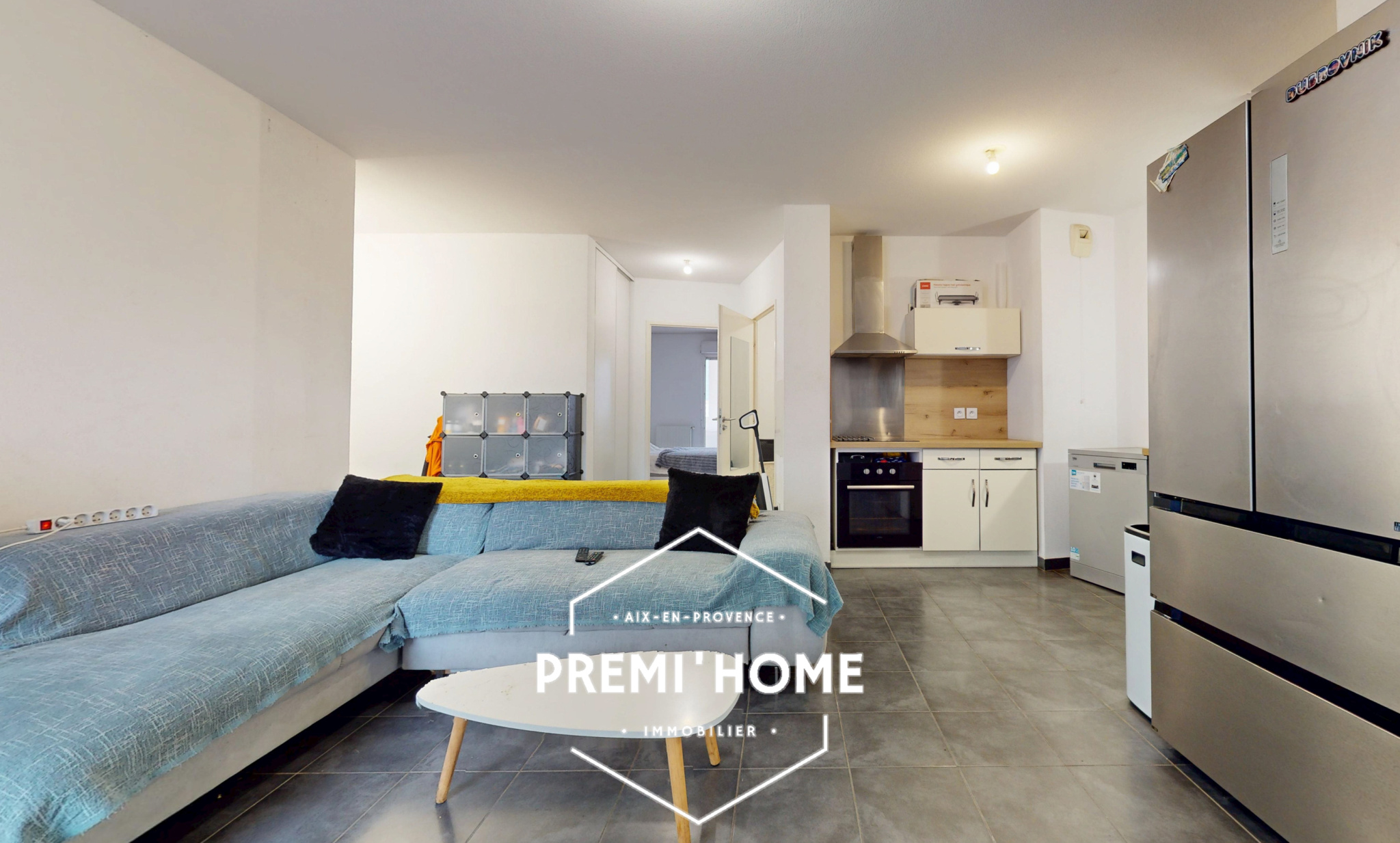 A VENDRE T2 AVEC TERRASSE 13003 MARSEILLE - Premi'home Agence immobilière Aix En Provence
