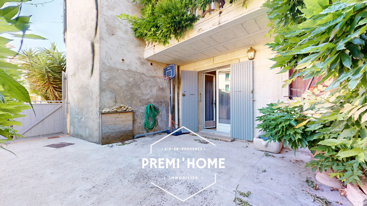 MAISON T7 ENV. 215 M2 AVEC TERRASSE ET COUR PRIVATIVE SAINT - Premi'home Agence immobilière Aix En Provence