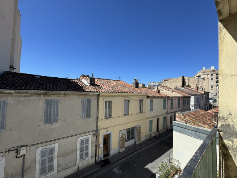 MARSEILLE TIMONE 13005   T1 AVEC CUISINE SÉPARÉE, CLIMATISAT - Premi'home Agence immobilière Aix En Provence