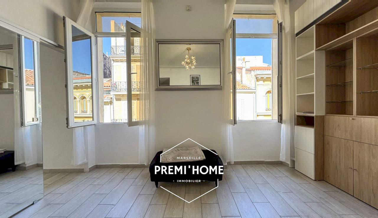 T2 59M2 RUE SAINT FERREOL MARSEILLE 13006 - Premi'home Agence immobilière Aix En Provence