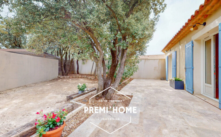 MAISON T7 env. 175 m2 AVEC PISCINE AUREILLE - Premi'home Agence immobilière Aix En Provence