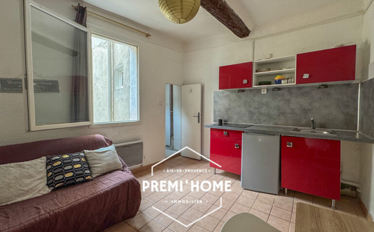 STUDIO A VENDRE AIX CENTRE VILLE HISTORIQUE - Premi'home Agence immobilière Aix En Provence