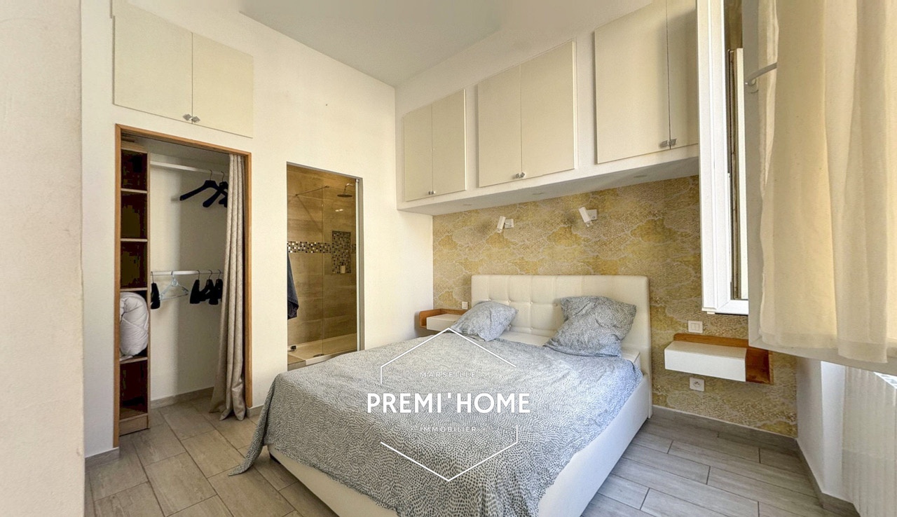 T2 59M2 RUE SAINT FERREOL MARSEILLE 13006 - Premi'home Agence immobilière Aix En Provence