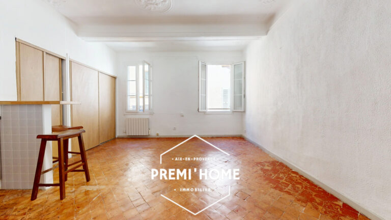 A VENDRE T3 CENTRE HISTORIQUE AIX EN PROVENCE - Premi'home Agence immobilière Aix En Provence