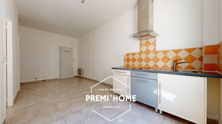 A VENDRE T2 CENTRE HISTORIQUE AIX EN PROVENCE - Premi'home Agence immobilière Aix En Provence