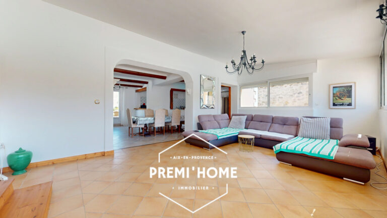 MAISON 4 CHAMBRES A VENDRE A GARDANNE AVEC PISCINE - Premi'home Agence immobilière Aix En Provence