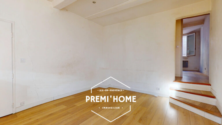 A VENDRE T2 CENTRE HISTORIQUE AIX EN PROVENCE - Premi'home Agence immobilière Aix En Provence