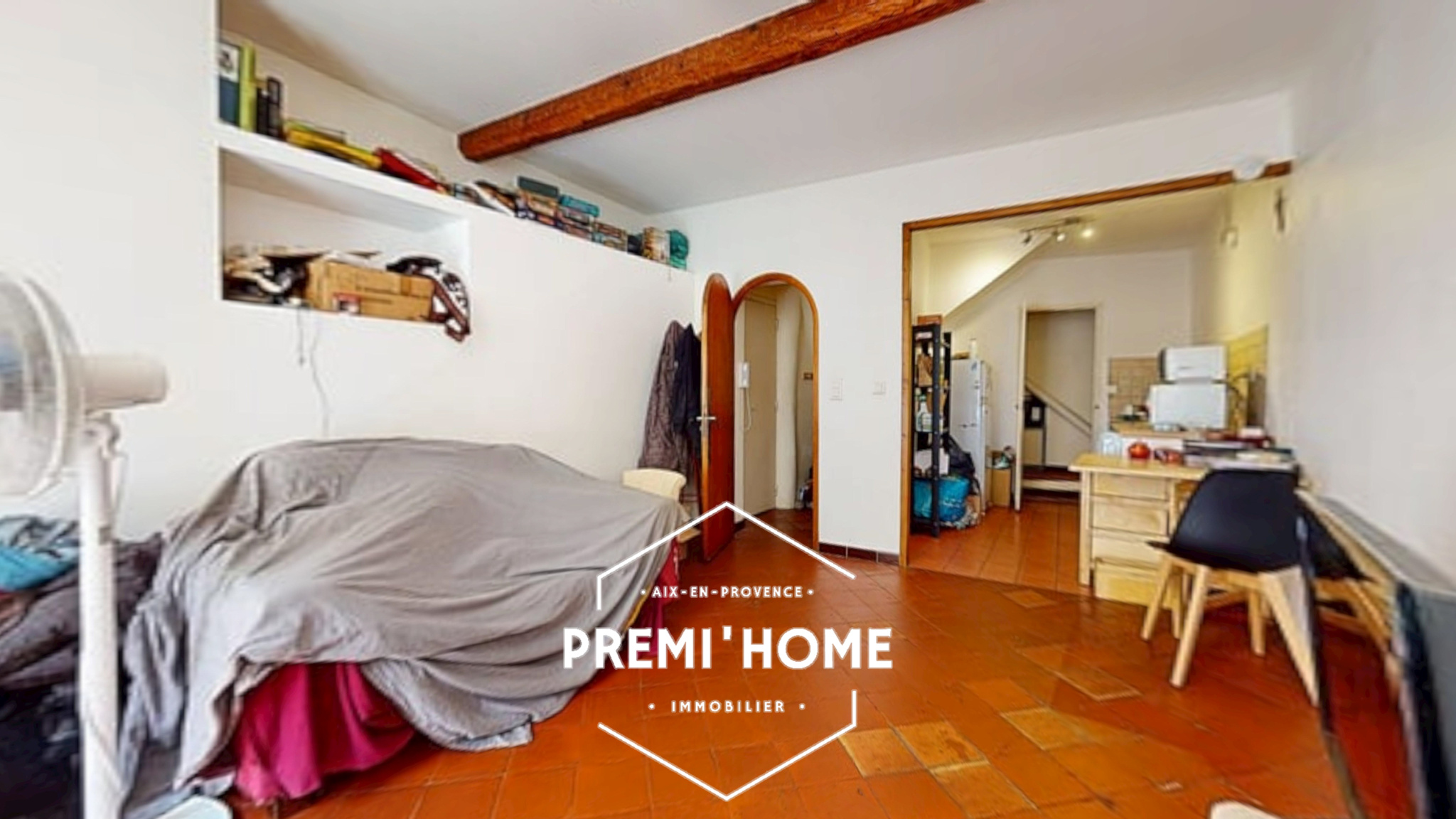 A VENDRE STUDIO LOUE AIX EN PROVENCE CENTRE HISTORIQUE - Premi'home Agence immobilière Aix En Provence