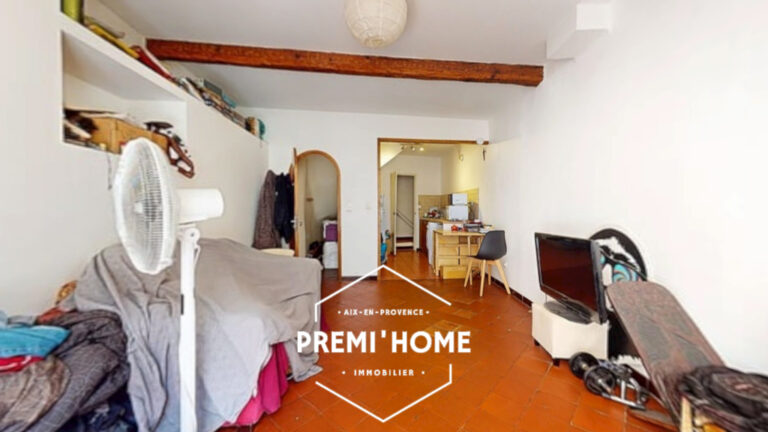 A VENDRE STUDIO LOUE AIX EN PROVENCE CENTRE HISTORIQUE - Premi'home Agence immobilière Aix En Provence