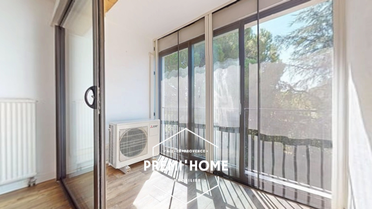 T3 A VENDRE SAINT MARTIN DE CRAU AVEC GARAGE - Premi'home Agence immobilière Aix En Provence