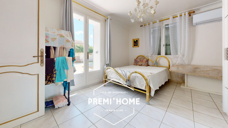 MAISON 4 CHAMBRES A VENDRE A GARDANNE AVEC PISCINE - Premi'home Agence immobilière Aix En Provence