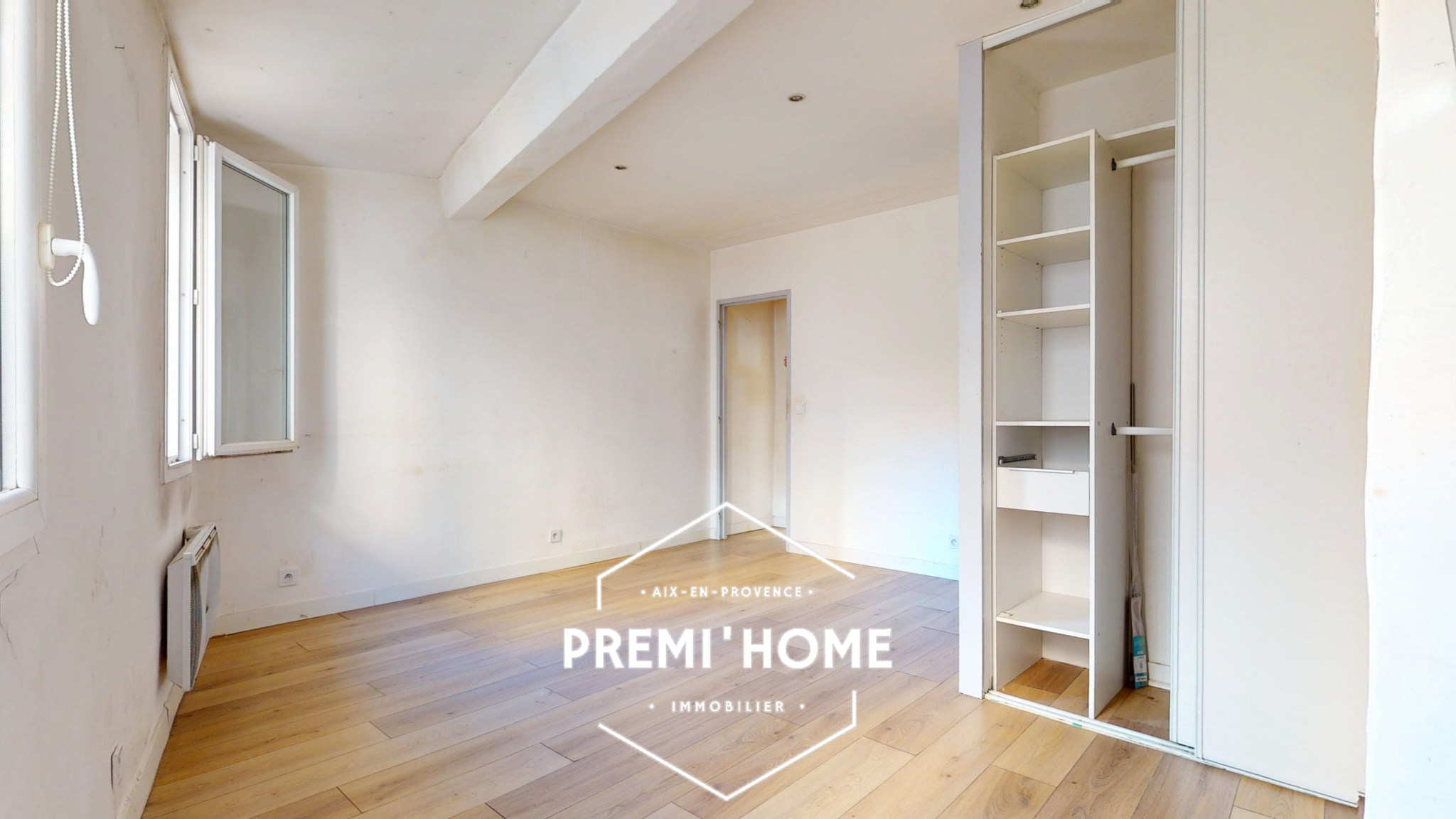 A VENDRE T2 CENTRE HISTORIQUE AIX EN PROVENCE - Premi'home Agence immobilière Aix En Provence