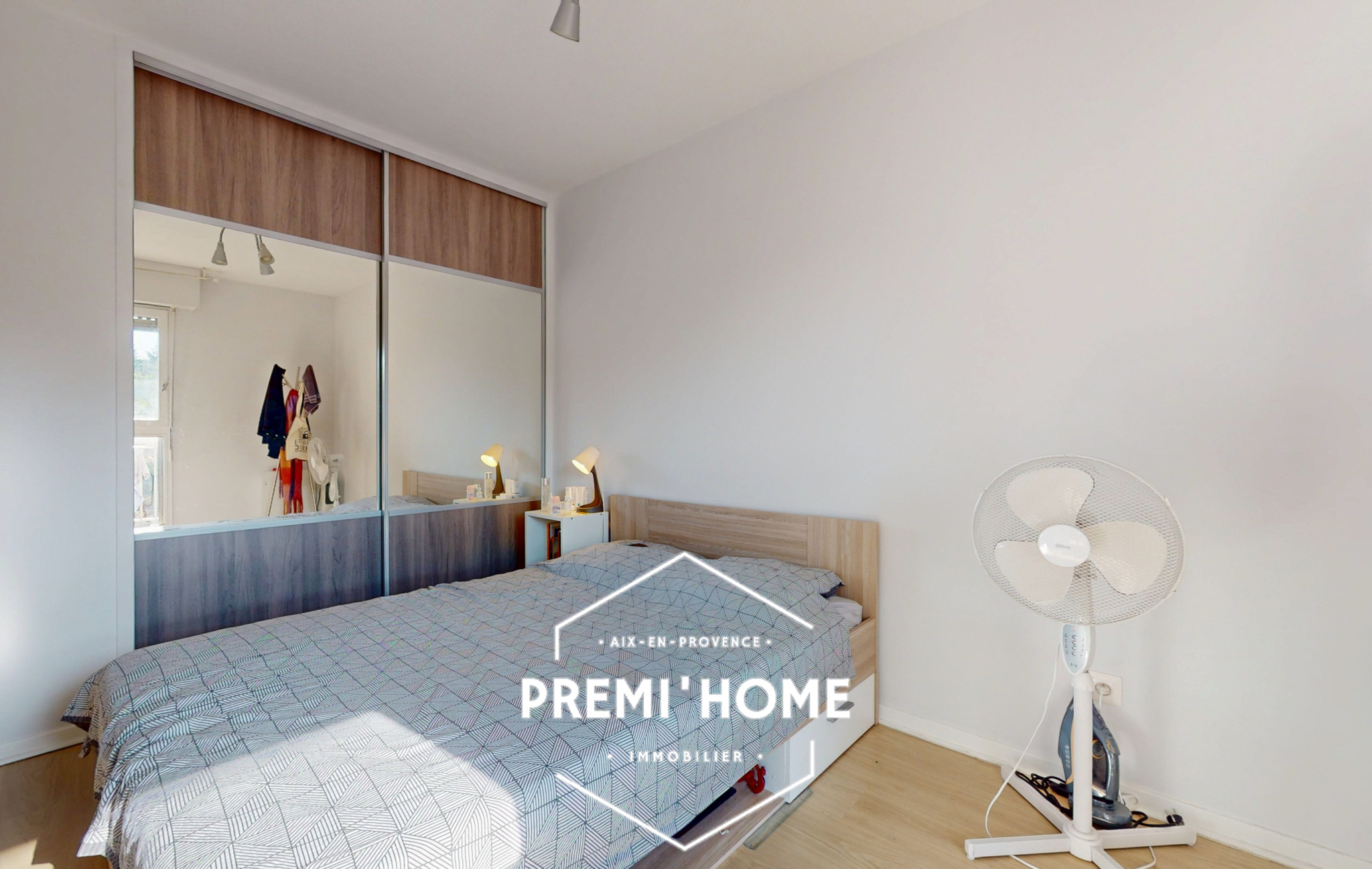 A VENDRE T2 LOUE QUARTIER VASARELY - Premi'home Agence immobilière Aix En Provence