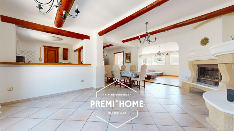 MAISON 4 CHAMBRES A VENDRE A GARDANNE AVEC PISCINE - Premi'home Agence immobilière Aix En Provence