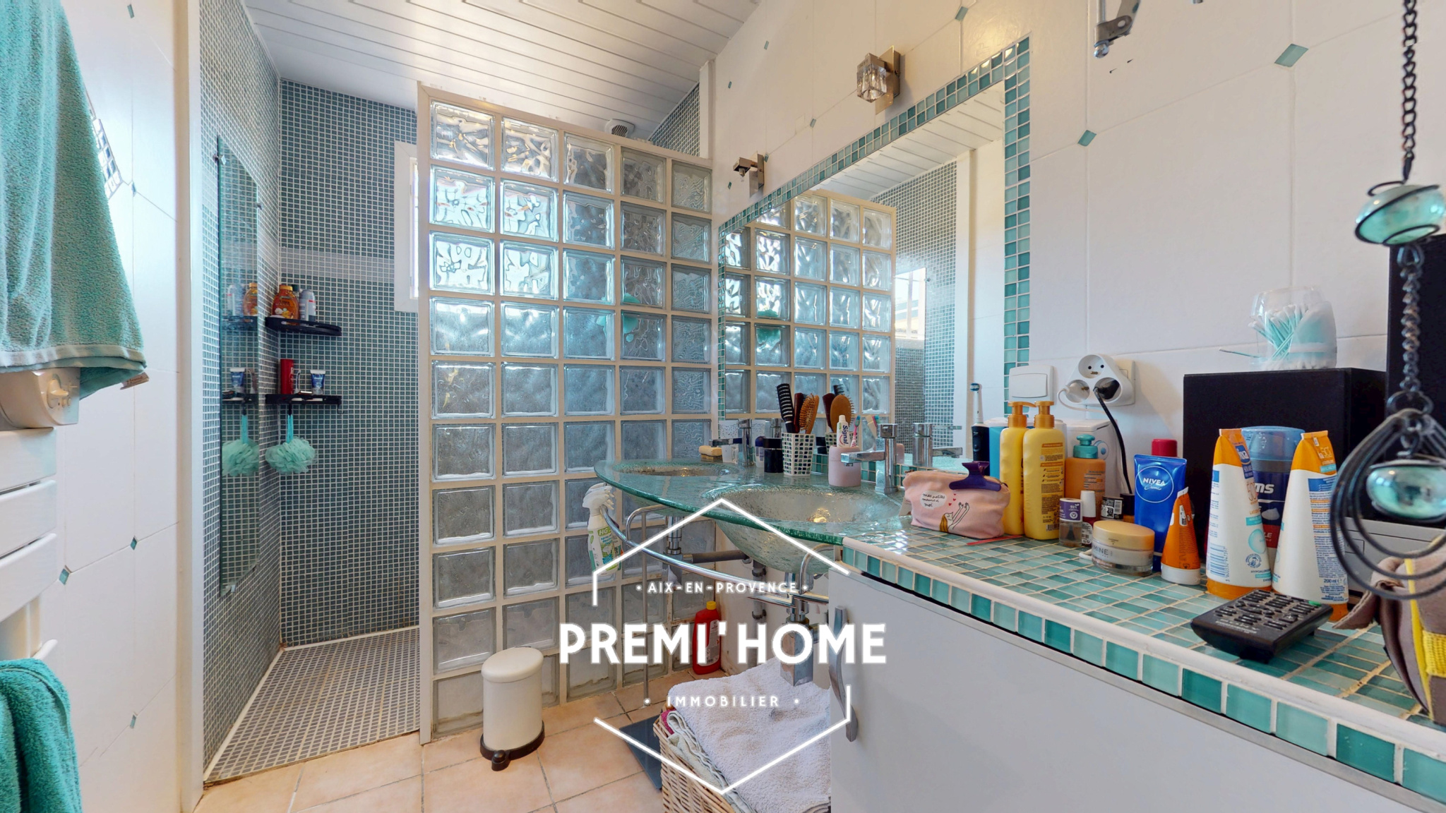 MAISON 3 CHAMBRES AVEC PISCINE A VENDRE LE BRAS - Premi'home Agence immobilière Aix En Provence