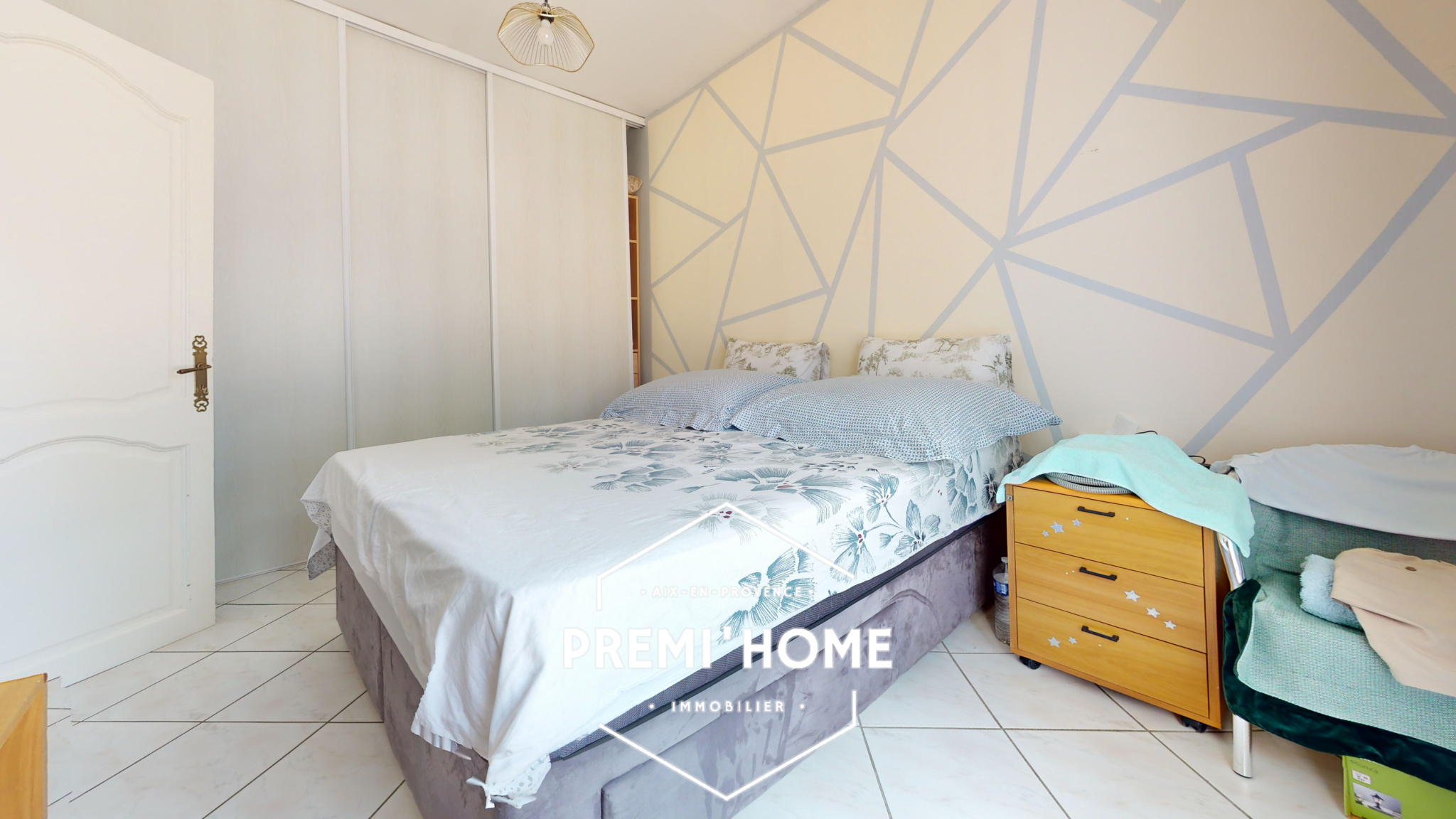 MAISON 4 CHAMBRES A VENDRE A GARDANNE AVEC PISCINE - Premi'home Agence immobilière Aix En Provence