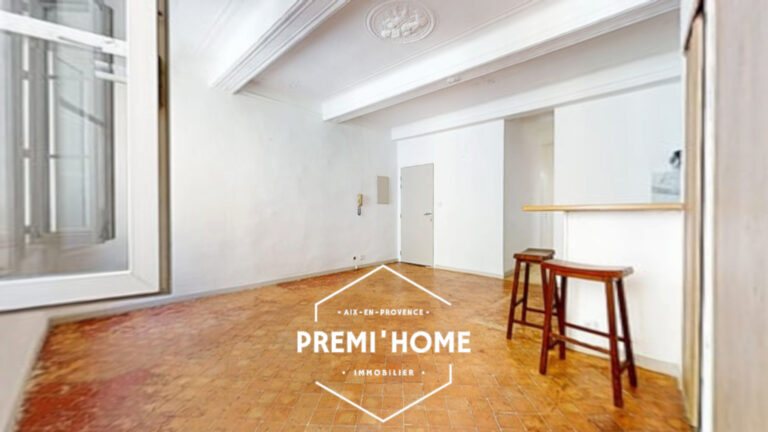 A VENDRE T3 CENTRE HISTORIQUE AIX EN PROVENCE - Premi'home Agence immobilière Aix En Provence