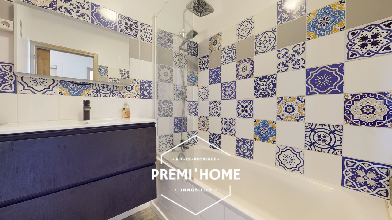 T3 A VENDRE SAINT MARTIN DE CRAU AVEC GARAGE - Premi'home Agence immobilière Aix En Provence