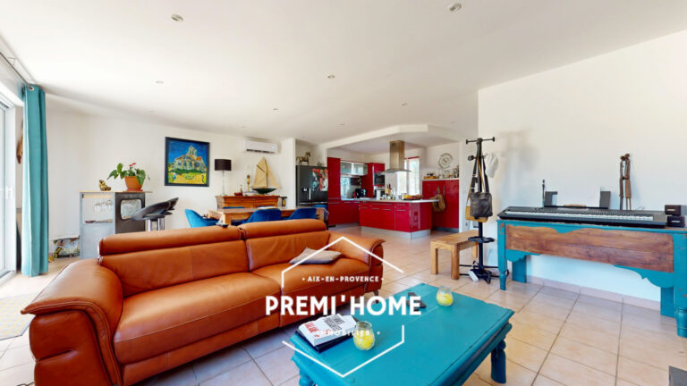 MAISON 3 CHAMBRES AVEC PISCINE A VENDRE LE BRAS - Premi'home Agence immobilière Aix En Provence
