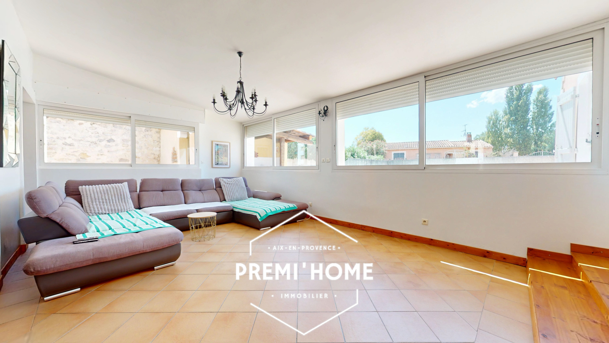 MAISON 4 CHAMBRES A VENDRE A GARDANNE AVEC PISCINE - Premi'home Agence immobilière Aix En Provence