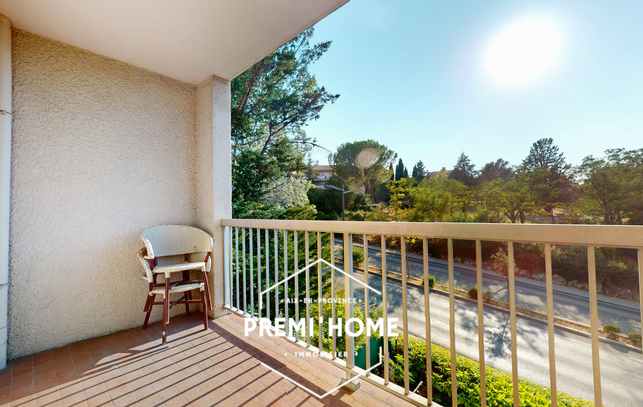 A VENDRE T2 LOUE QUARTIER VASARELY - Premi'home Agence immobilière Aix En Provence