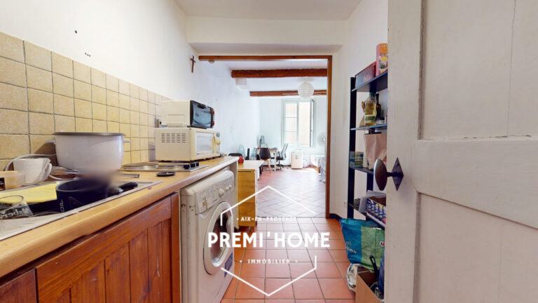 A VENDRE STUDIO LOUE AIX EN PROVENCE CENTRE HISTORIQUE - Premi'home Agence immobilière Aix En Provence