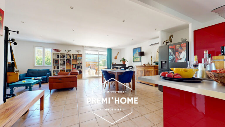 MAISON 3 CHAMBRES AVEC PISCINE A VENDRE LE BRAS - Premi'home Agence immobilière Aix En Provence