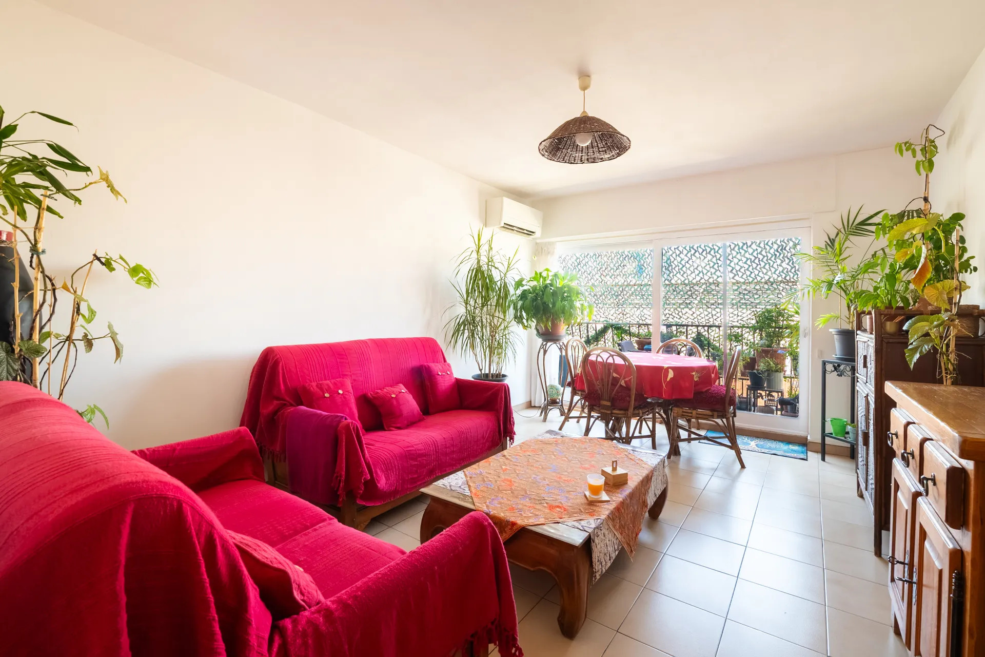 MARSEILLE   T3 DERNIER ÉTAGE AVEC BALCON, PARKING ET CAVE - Premi'home Agence immobilière Aix En Provence