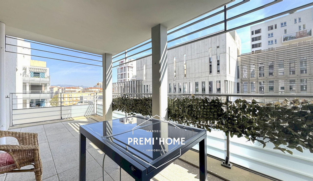 Appartement de 2 pièces de 41,5 m2 à Marseille - Premi'home Agence immobilière Aix En Provence