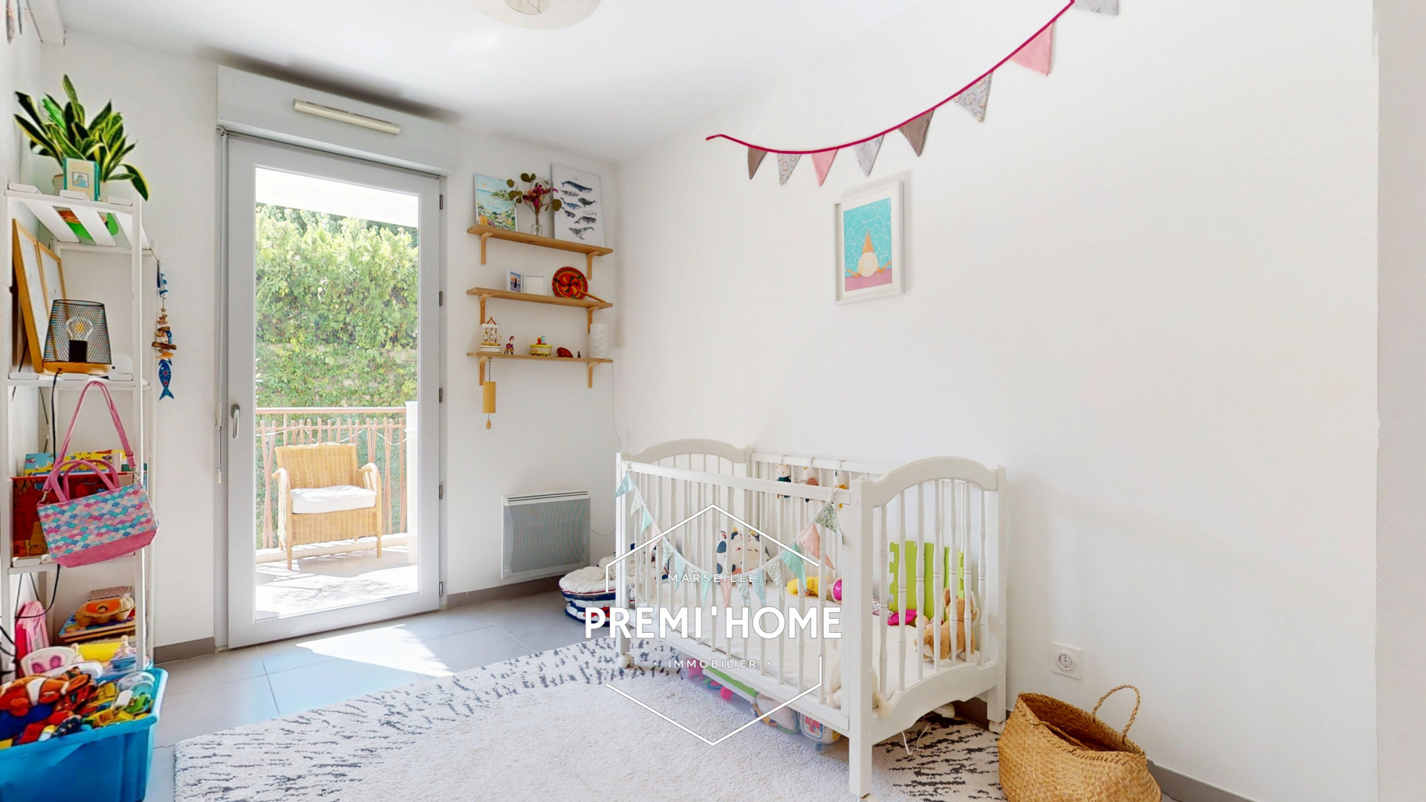 T3 RENOVE AVEC TERRASSE ET GARAGE A VENDRE A MARSEILLE 13004 - Premi'home Agence immobilière Aix En Provence