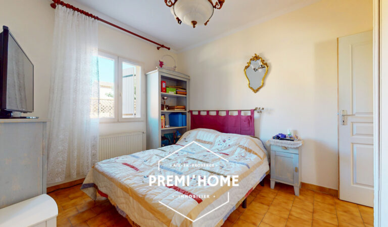 MAISON A VENDRE 4 CHAMBRES + STUDIO & PISCINE LUYNES - Premi'home Agence immobilière Aix En Provence