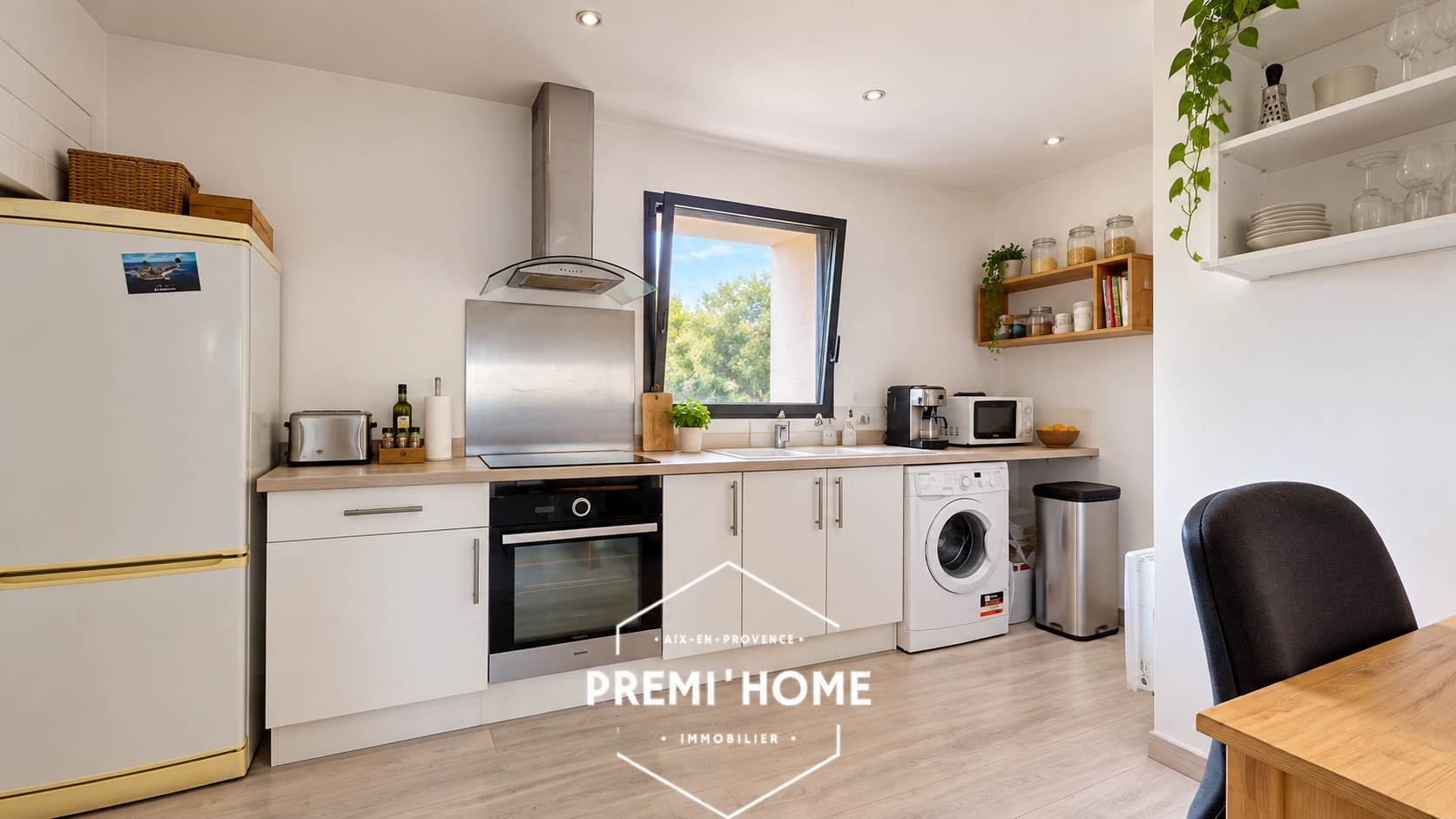 APPT T2 ENV. 53 M2 SAINT RÉMY DE PROVENCE 229000EUR - Premi'home Agence immobilière Aix En Provence
