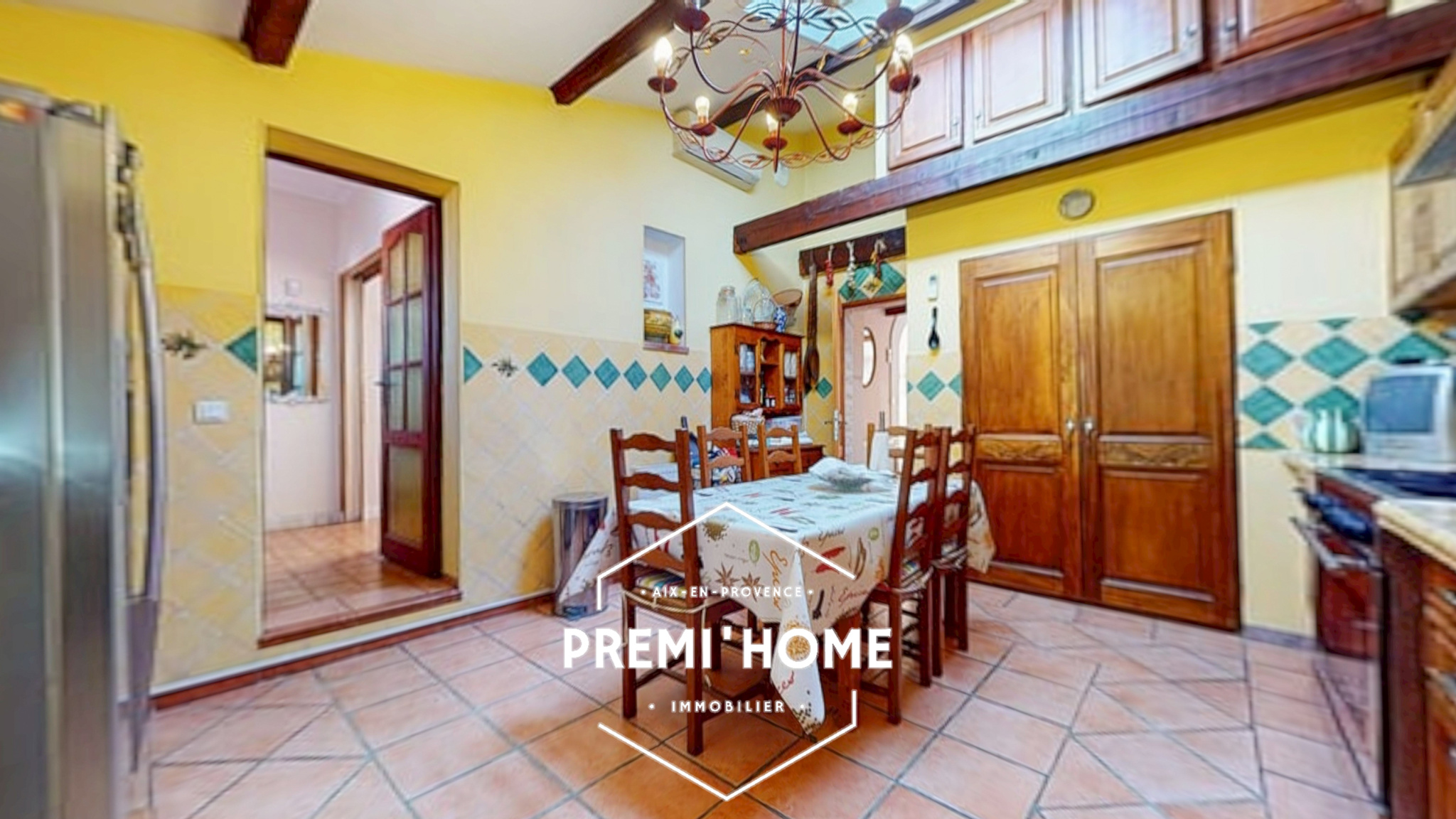 MAISON A VENDRE 4 CHAMBRES + STUDIO & PISCINE LUYNES - Premi'home Agence immobilière Aix En Provence