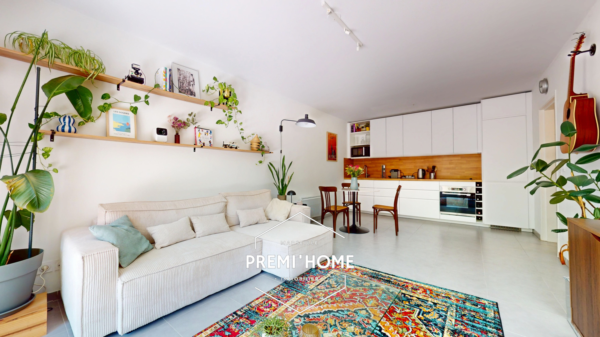 T3 RENOVE AVEC TERRASSE ET GARAGE A VENDRE A MARSEILLE 13004 - Premi'home Agence immobilière Aix En Provence