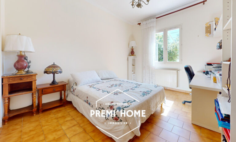 MAISON A VENDRE 4 CHAMBRES + STUDIO & PISCINE LUYNES - Premi'home Agence immobilière Aix En Provence