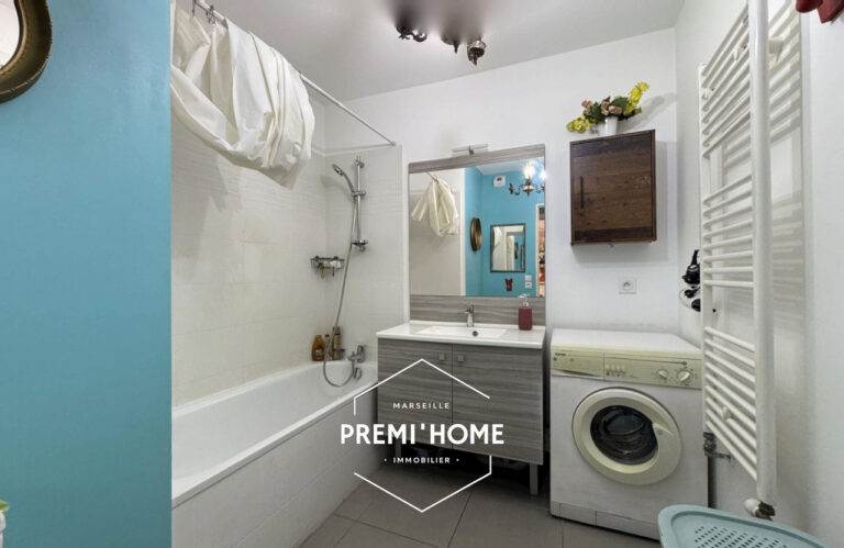 Appartement de 2 pièces de 41,5 m2 à Marseille - Premi'home Agence immobilière Aix En Provence