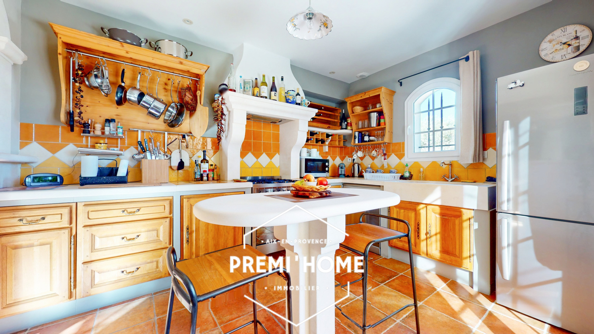 MAISON T6 ENV. 145 M2 AVEC GARAGE ET DÉPENDANCES AUREILLE - Premi'home Agence immobilière Aix En Provence