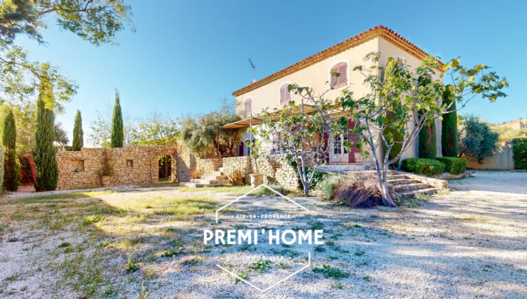 MAISON T6 ENV. 145 M2 AVEC GARAGE ET DÉPENDANCES AUREILLE - Premi'home Agence immobilière Aix En Provence