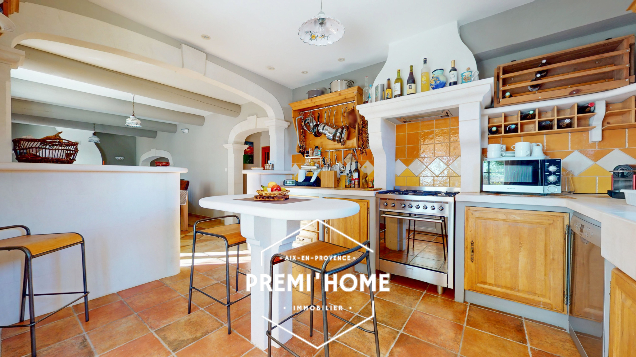 MAISON T6 ENV. 145 M2 AVEC GARAGE ET DÉPENDANCES AUREILLE - Premi'home Agence immobilière Aix En Provence