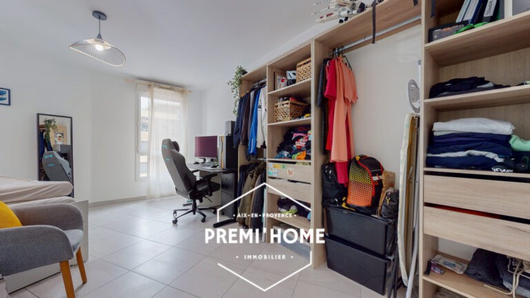T3 AVEC TERRASSE VUE SAINTE VICTOIRE GARAGE AIX OUEST - Premi'home Agence immobilière Aix En Provence