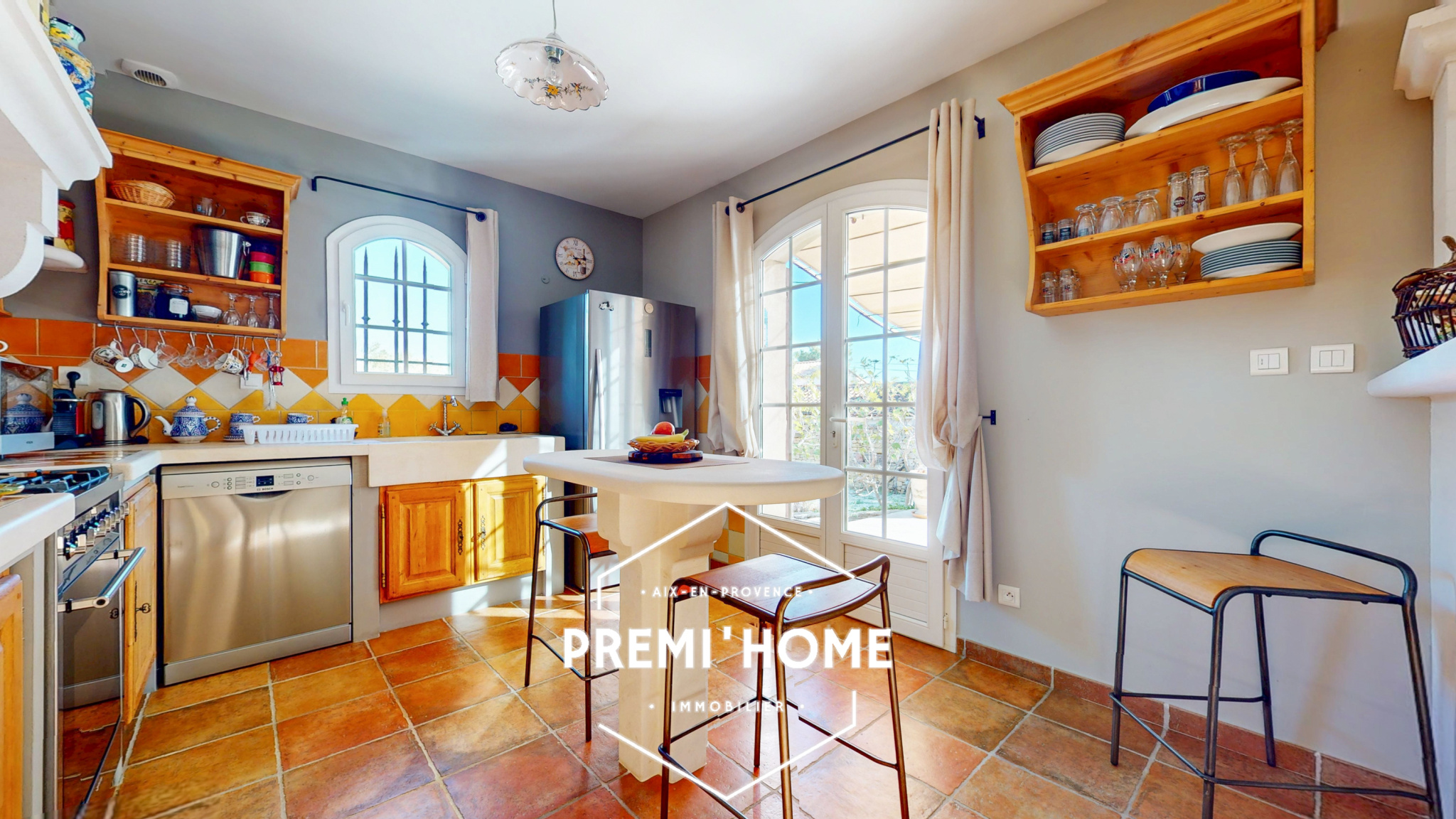 MAISON T6 ENV. 145 M2 AVEC GARAGE ET DÉPENDANCES AUREILLE - Premi'home Agence immobilière Aix En Provence