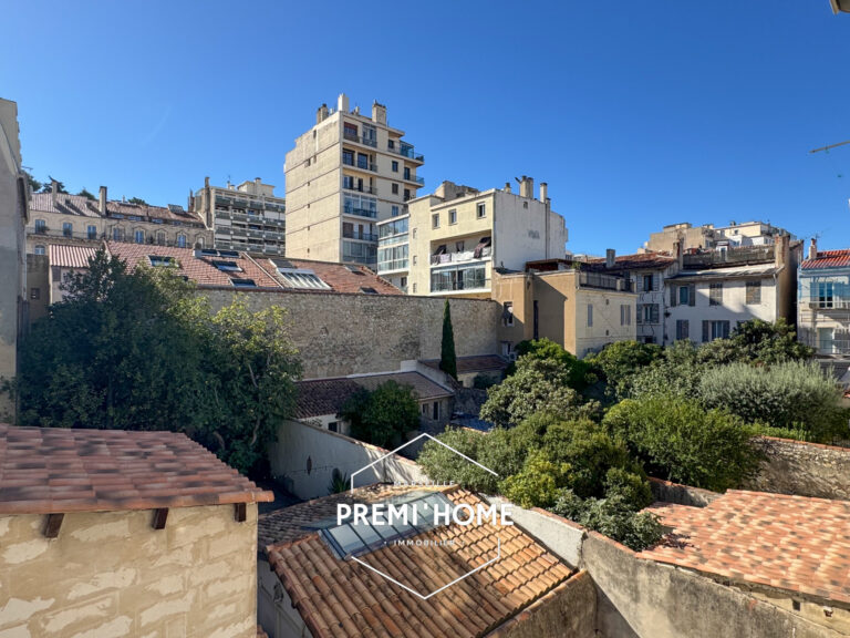 T2 RUE SAINTE 13007 MARSEILLE A VENDRE - Premi'home Agence immobilière Aix En Provence