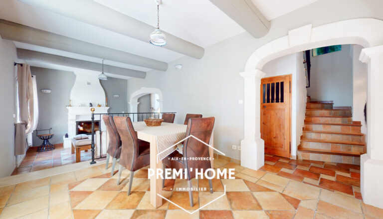 MAISON T6 ENV. 145 M2 AVEC GARAGE ET DÉPENDANCES AUREILLE - Premi'home Agence immobilière Aix En Provence