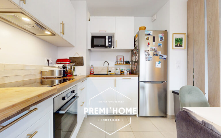T3 AVEC TERRASSE VUE SAINTE VICTOIRE GARAGE AIX OUEST - Premi'home Agence immobilière Aix En Provence